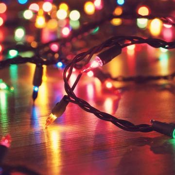 Holiday light strands