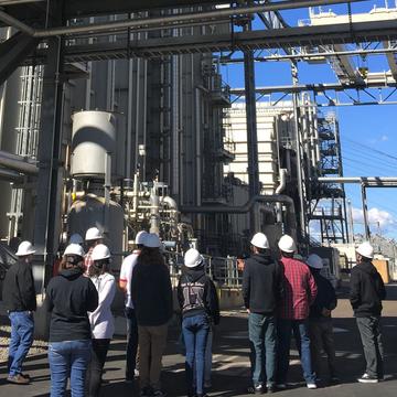 Cal State San Marcos students touring the Palomar Energy Center